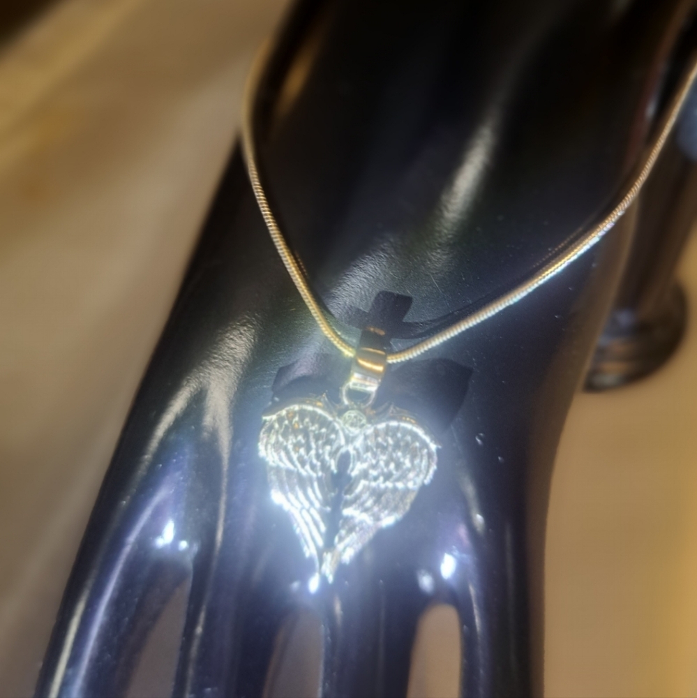1 Rinestone Wings - Picture 4 of 5